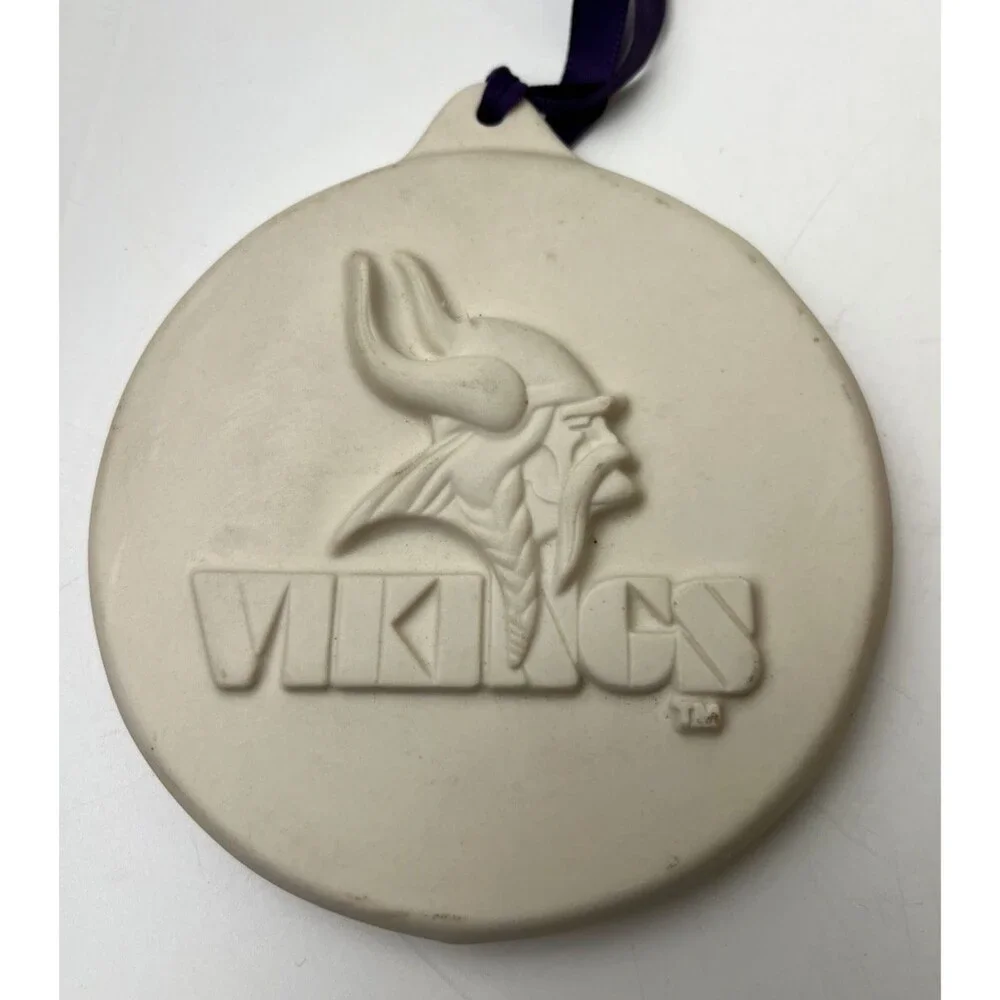 Minnesota Vikings Cookie/Biscuit/Chocolate Mold Stoneware